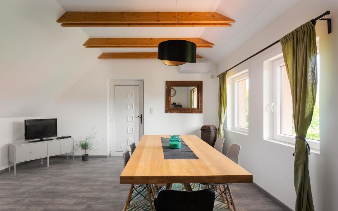 Patakpart Vendeghaz Appartement Egerszalók Buitenkant foto
